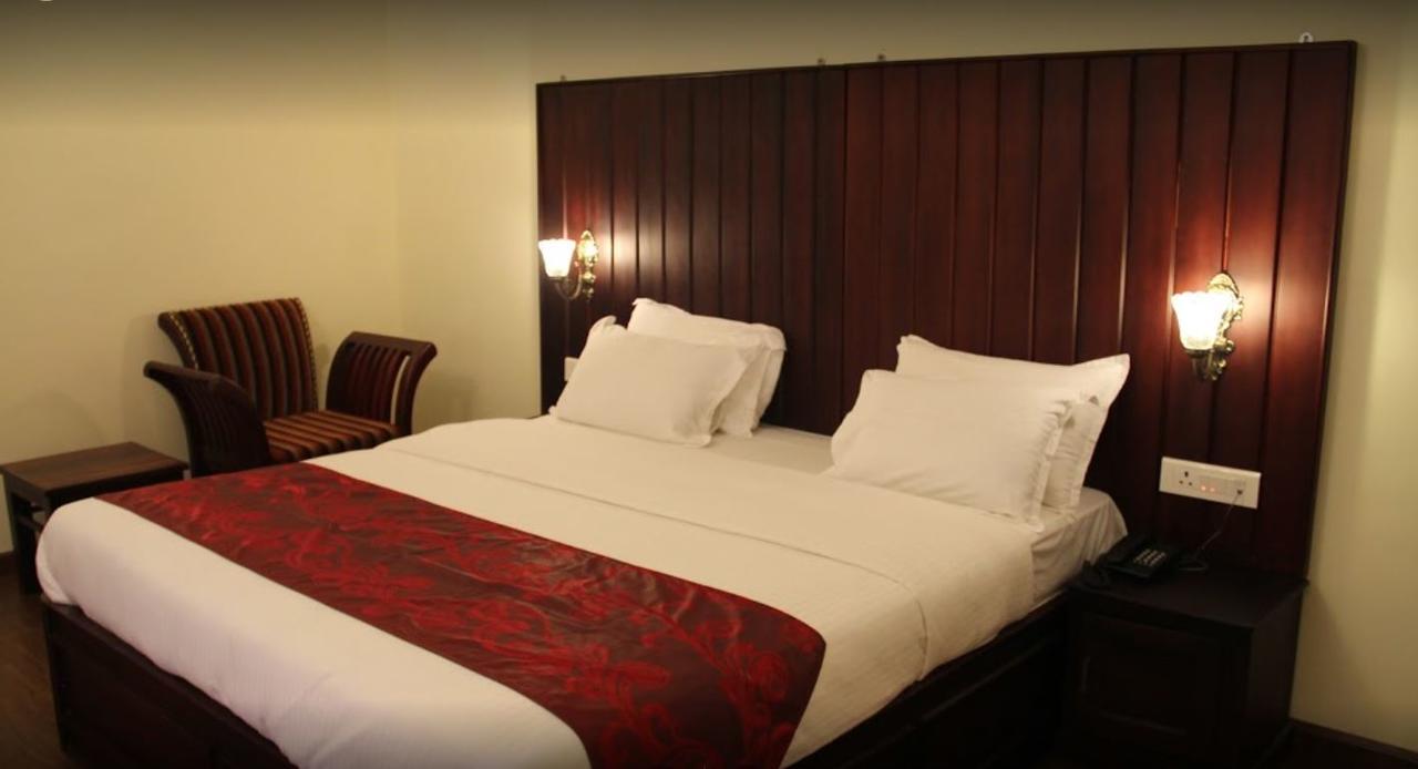 Motel Golden Springs Utakamand Zewnętrze zdjęcie